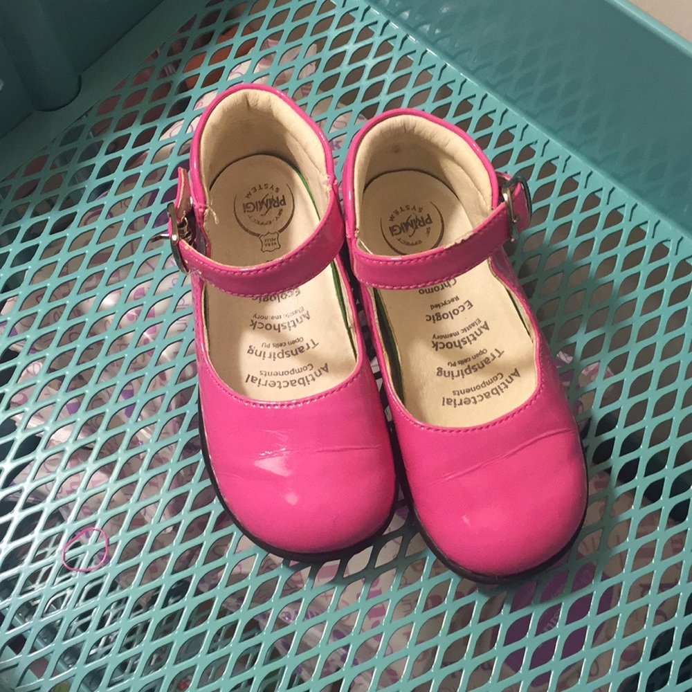 Primigi pink leather sandal. Size 6.5.